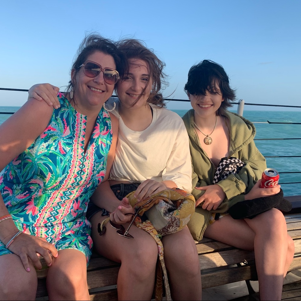Meet your Poshers- Olivia, Natalie and Sharon